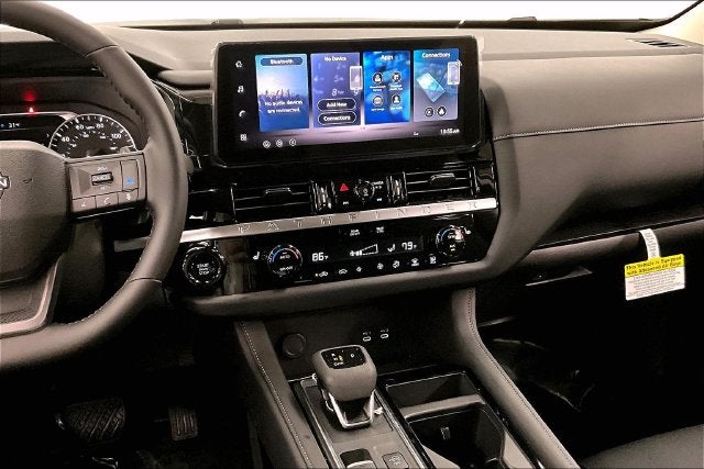 2026 Nissan Pathfinder SV