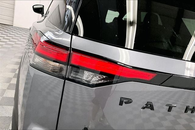 2026 Nissan Pathfinder Rock Creek 4WD - Premium Package