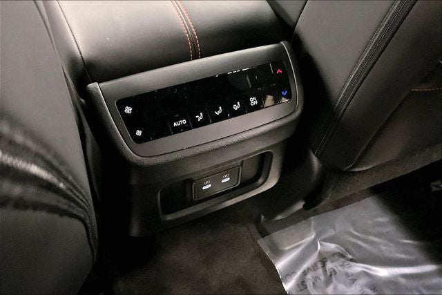 2026 Nissan Pathfinder Rock Creek 4WD - Premium Package