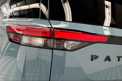 2026 Nissan Pathfinder Rock Creek 4WD - Premium Package