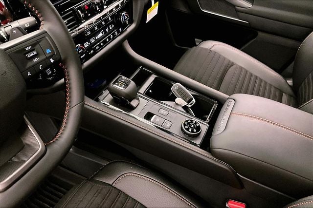 2026 Nissan Pathfinder Rock Creek 4WD - Premium Package
