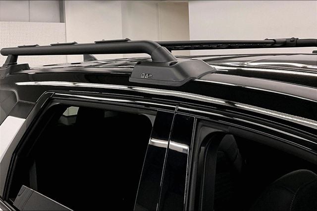 2026 Nissan Pathfinder Rock Creek 4WD - Captain Chairs Package