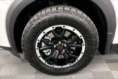 2026 Nissan Pathfinder Rock Creek 4WD - Captain Chairs Package