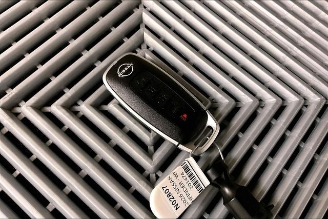 2026 Nissan Pathfinder Rock Creek 4WD - Captain Chairs Package