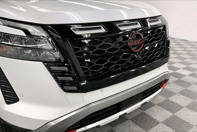 2026 Nissan Pathfinder Rock Creek 4WD - Captain Chairs Package