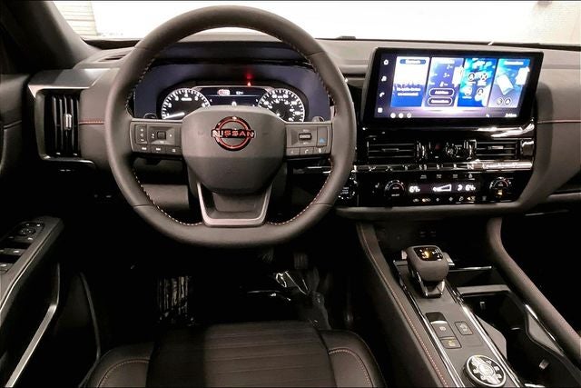 2026 Nissan Pathfinder Rock Creek 4WD - Captain Chairs Package