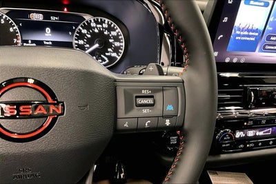 2026 Nissan Pathfinder Rock Creek 4WD - Captain Chairs Package