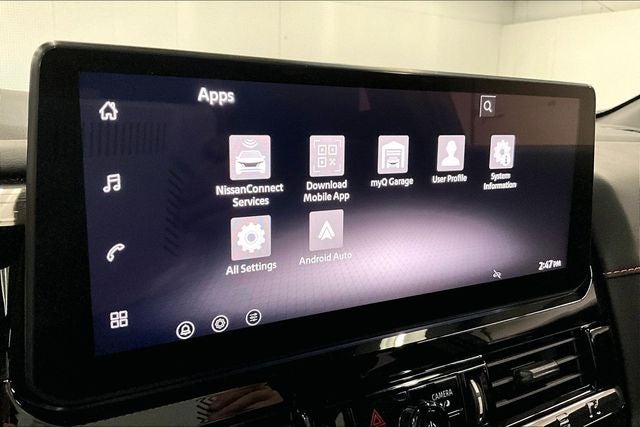 2026 Nissan Pathfinder Rock Creek 4WD - Captain Chairs Package