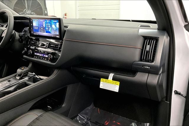 2026 Nissan Pathfinder Rock Creek 4WD - Captain Chairs Package