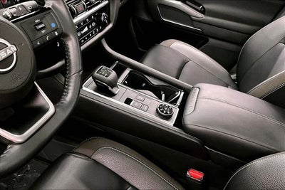 2023 Nissan Pathfinder SL 4x4 - Premium Pkg - Pano Roof - Adaptive Cruise
