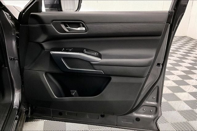 2023 Nissan Pathfinder SL 4x4 - Premium Pkg - Pano Roof - Adaptive Cruise