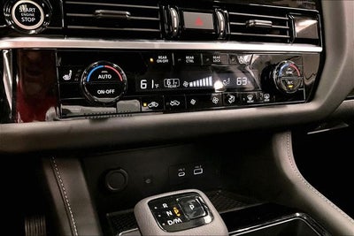 2023 Nissan Pathfinder SL 4x4 - Premium Pkg - Pano Roof - Adaptive Cruise