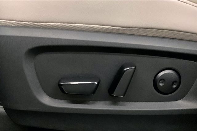 2026 Nissan Pathfinder SL 4WD