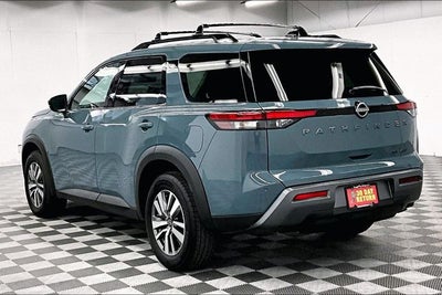 2026 Nissan Pathfinder SL 4WD