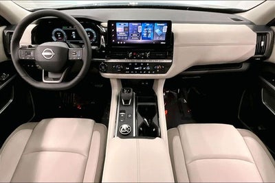 2026 Nissan Pathfinder SL 4WD