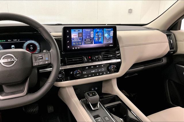 2026 Nissan Pathfinder SL 4WD