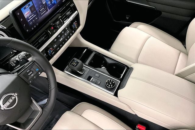 2026 Nissan Pathfinder SL 4WD