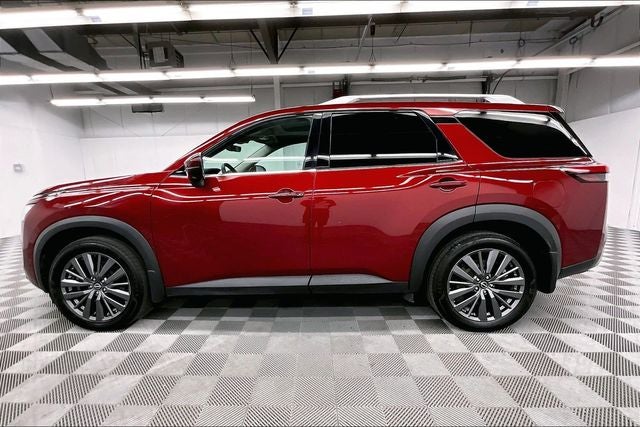 2024 Nissan Pathfinder SL 4x4-Pano Roof-Adaptive Cruise-Htd Leather
