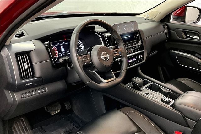 2024 Nissan Pathfinder SL 4x4-Pano Roof-Adaptive Cruise-Htd Leather