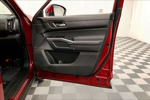 2024 Nissan Pathfinder SL 4x4-Pano Roof-Adaptive Cruise-Htd Leather