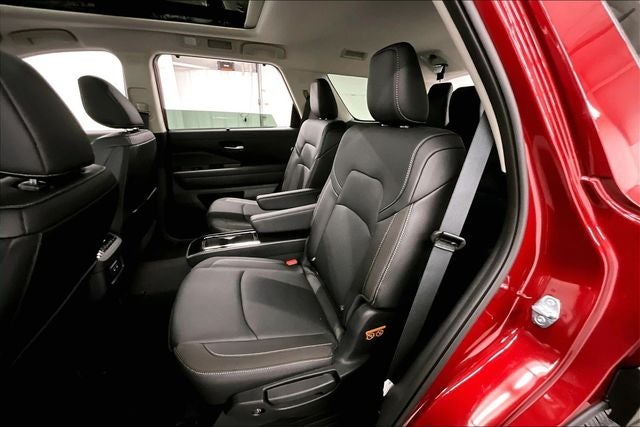 2026 Nissan Pathfinder SL 4WD - Premium, Captain Chairs, Cargo Pkgs