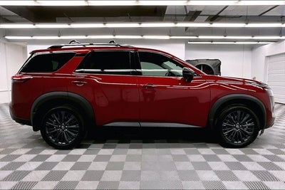 2026 Nissan Pathfinder SL 4WD - Premium, Captain Chairs, Cargo Pkgs