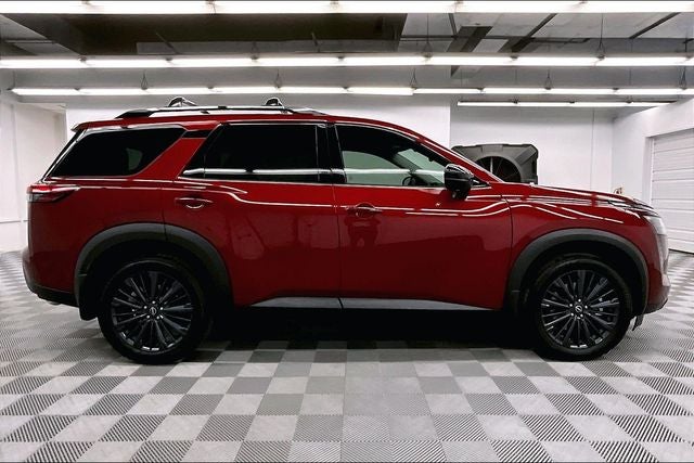 2026 Nissan Pathfinder SL 4WD - Premium, Captain Chairs, Cargo Pkgs