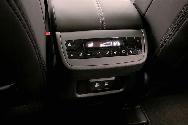 2026 Nissan Pathfinder SL 4WD - Premium, Captain Chairs, Cargo Pkgs