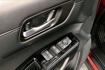 2026 Nissan Pathfinder SL 4WD - Premium, Captain Chairs, Cargo Pkgs