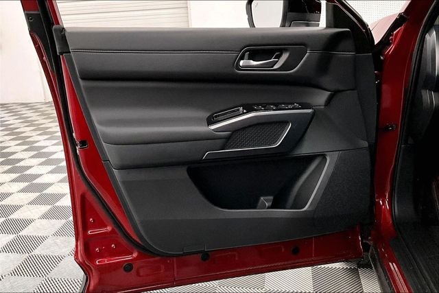 2026 Nissan Pathfinder SL 4WD - Premium, Captain Chairs, Cargo Pkgs