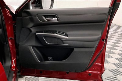 2026 Nissan Pathfinder SL 4WD - Premium, Captain Chairs, Cargo Pkgs