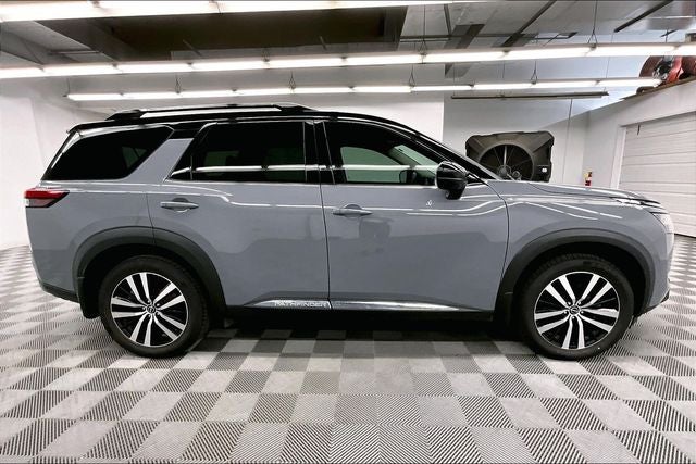 2024 Nissan Pathfinder Platinum 4x4-Pano Roof-Adaptive Cruise-Htd/Cooled Leather