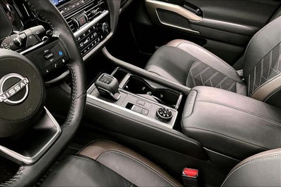 2024 Nissan Pathfinder Platinum 4x4-Pano Roof-Adaptive Cruise-Htd/Cooled Leather