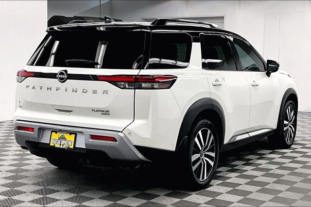2024 Nissan Pathfinder Platinum