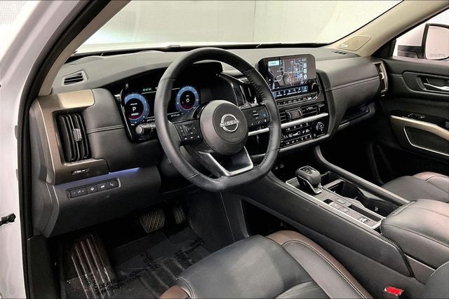 2025 Nissan Pathfinder Platinum Pano Roof-Adaptive Cruise-Htd/Cooled Leather