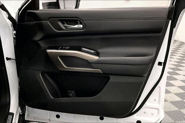 2025 Nissan Pathfinder Platinum Pano Roof-Adaptive Cruise-Htd/Cooled Leather