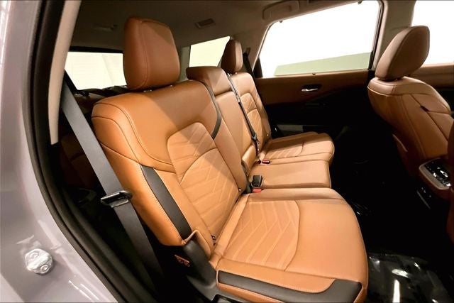 2025 Nissan Pathfinder Platinum Pano Roof-Adaptive Cruise-Htd/Cooled Leather