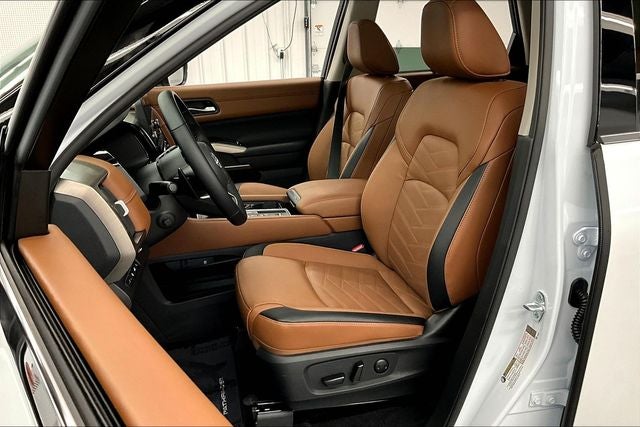 2025 Nissan Pathfinder Platinum Pano Roof - Htd/Cooled Leather - 20'' Wheels