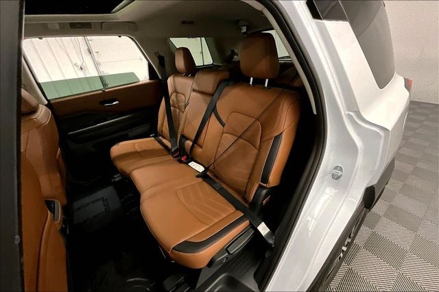 2025 Nissan Pathfinder Platinum Pano Roof - Htd/Cooled Leather - 20'' Wheels