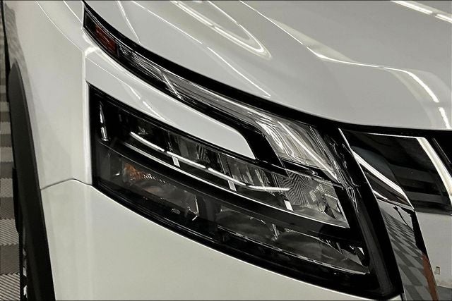 2025 Nissan Pathfinder Platinum Pano Roof - Htd/Cooled Leather - 20'' Wheels