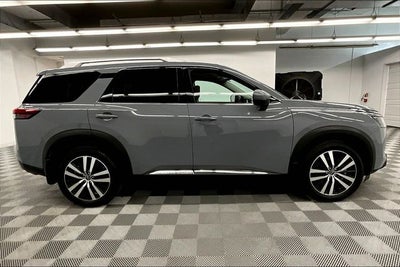 2025 Nissan Pathfinder Platinum Pano Roof - Htd/Cooled Leather - 20'' Wheels