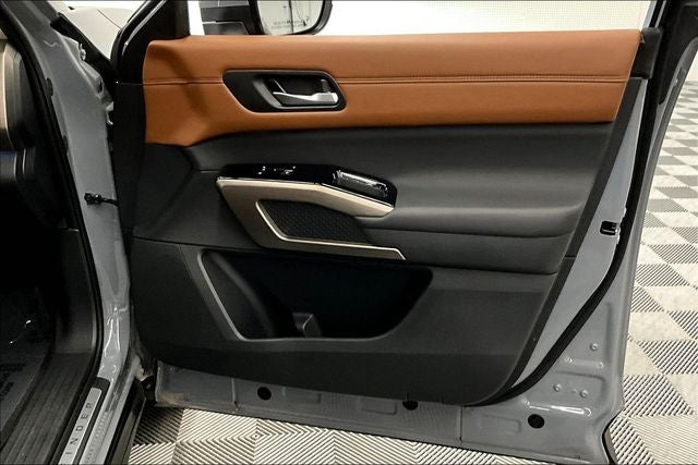 2025 Nissan Pathfinder Platinum Pano Roof - Htd/Cooled Leather - 20'' Wheels