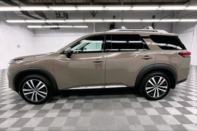 2025 Nissan Pathfinder Platinum 4x4-Pano Roof-Adaptive Cruise-Htd/Cooled Leather