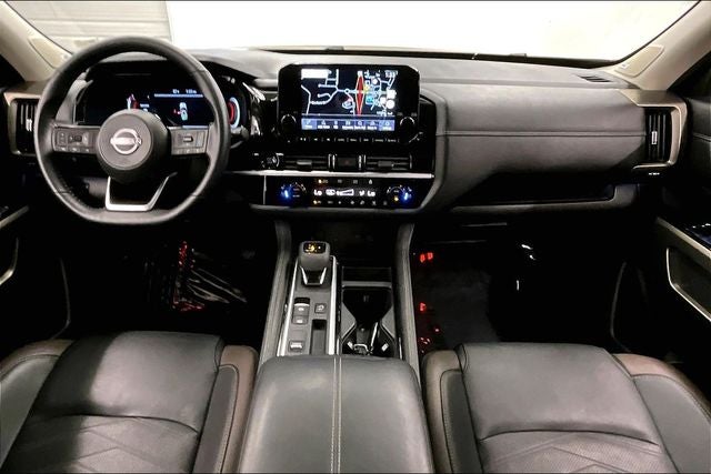 2025 Nissan Pathfinder Platinum 4x4-Pano Roof-Adaptive Cruise-Htd/Cooled Leather