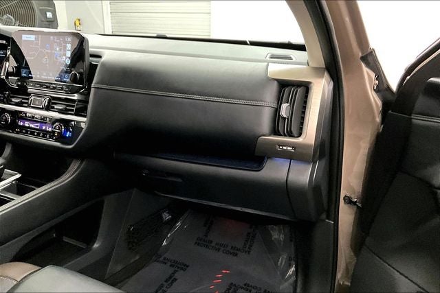 2025 Nissan Pathfinder Platinum 4x4-Pano Roof-Adaptive Cruise-Htd/Cooled Leather