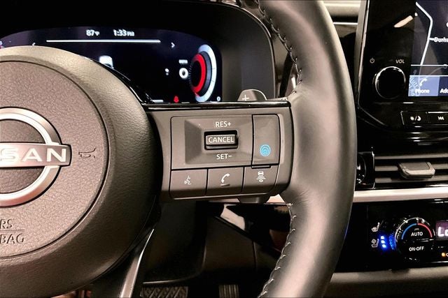 2025 Nissan Pathfinder Platinum 4x4-Pano Roof-Adaptive Cruise-Htd/Cooled Leather