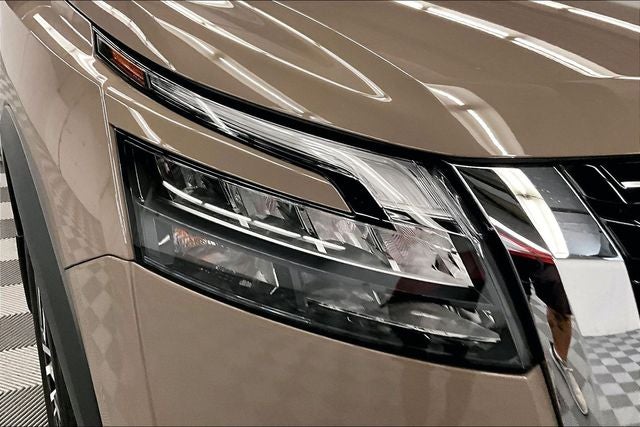 2025 Nissan Pathfinder Platinum 4x4-Pano Roof-Adaptive Cruise-Htd/Cooled Leather