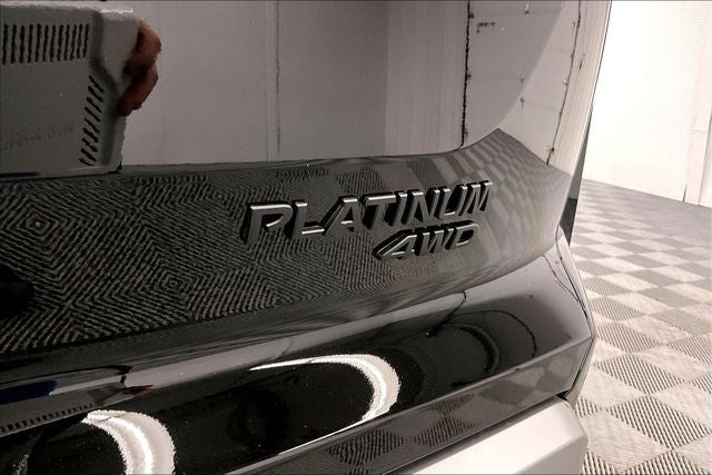 2025 Nissan Pathfinder Platinum 4WD - Black Appearance, Lighting, Cargo Pkgs