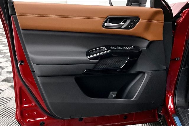 2026 Nissan Pathfinder Platinum 4WD - Cargo Package