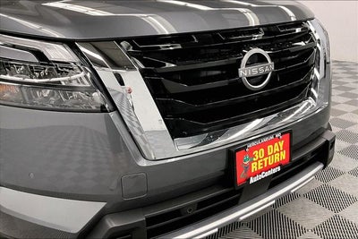 2025 Nissan Pathfinder Platinum 4WD - Cargo Package